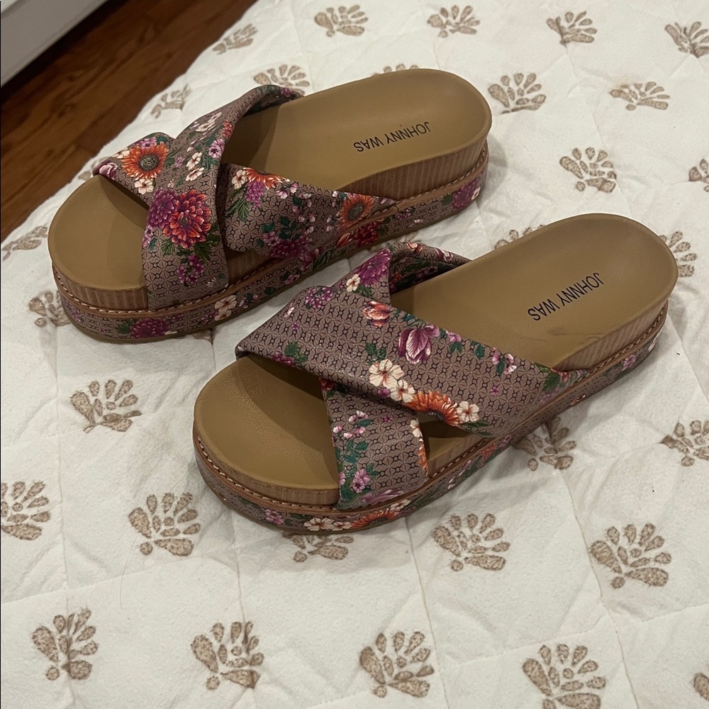 Johnny Was Floral Mules in Purple and Brown